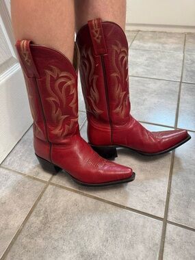 Shyanne Red and Tan Western Leather Cowboy Boots